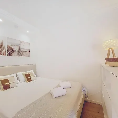 Bright Studio, Swimming-pool *